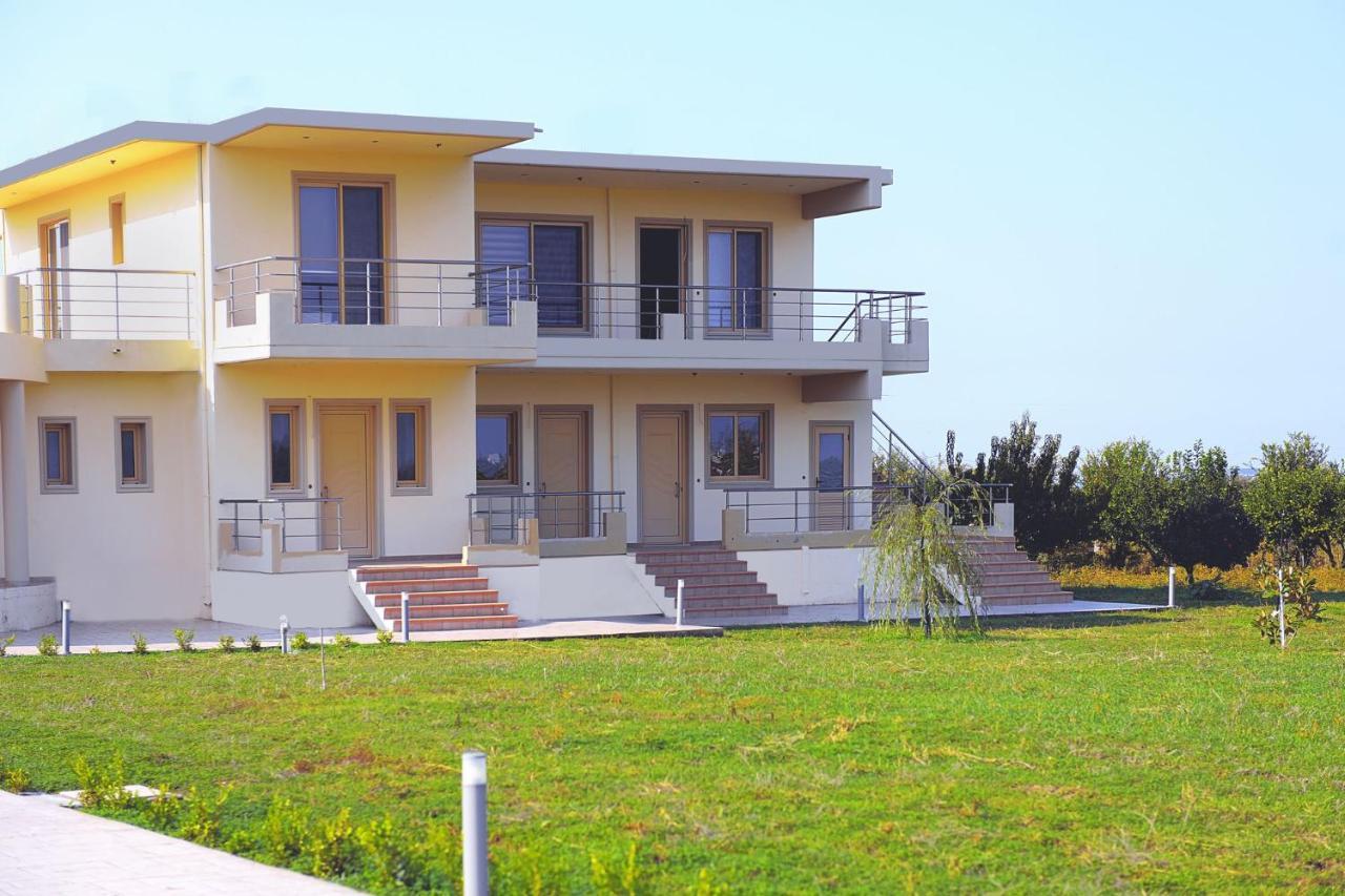 Stelia Luxury Apartments Kalavarda Экстерьер фото
