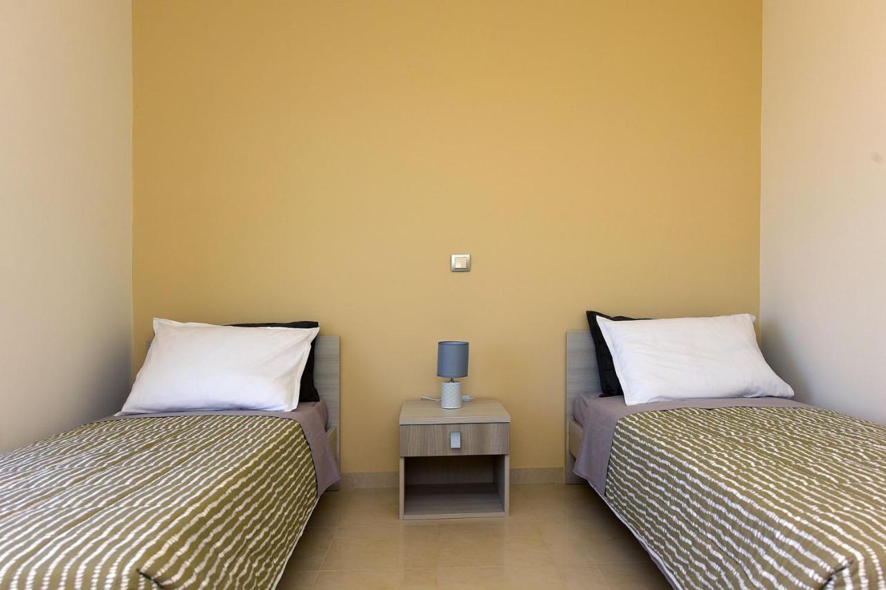 Stelia Luxury Apartments Kalavarda Экстерьер фото