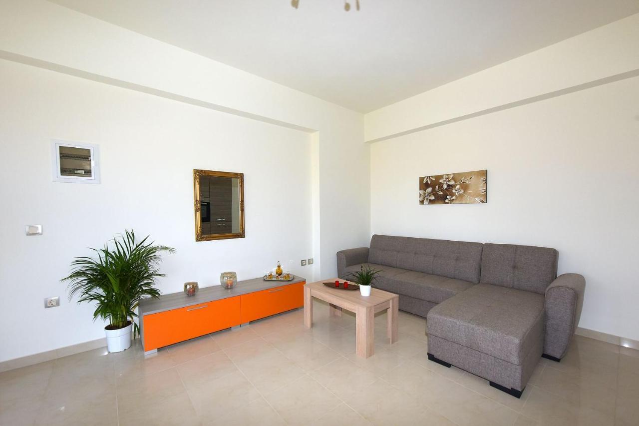 Stelia Luxury Apartments Kalavarda Экстерьер фото